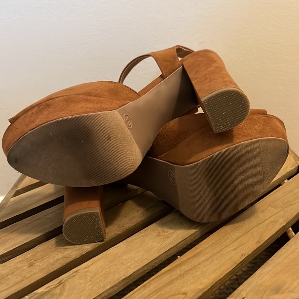 Mossimo Coco Heels - image 4